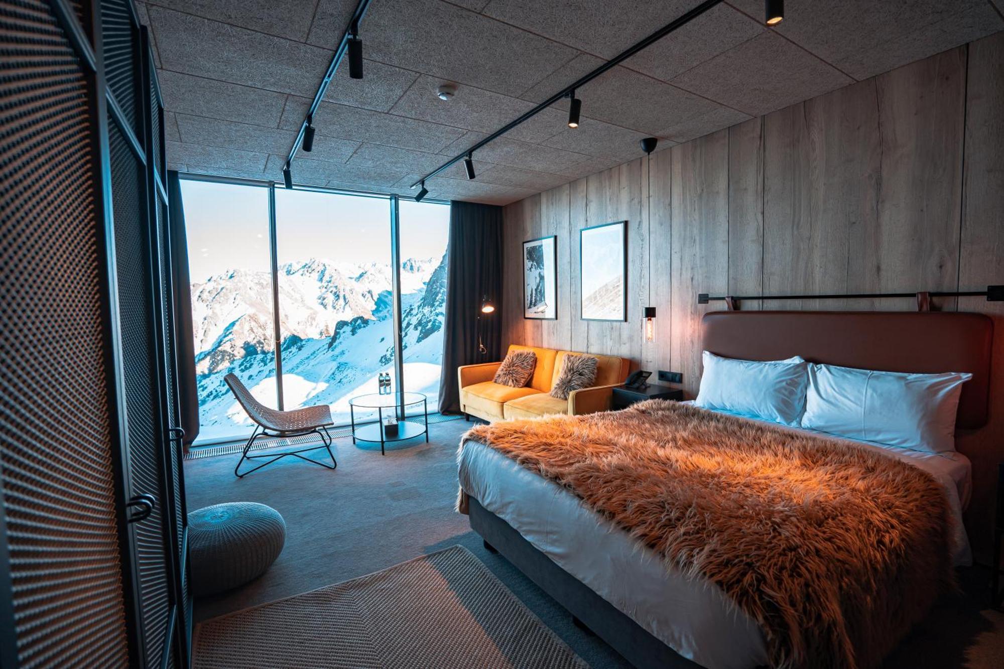 Tenir Eco Hotel, Shymbulak Mountain Resort Alma-Ata Exteriör bild